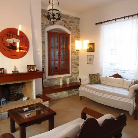 Luxury 100 M2 House In The Centre Of Naxos Semesterbostad