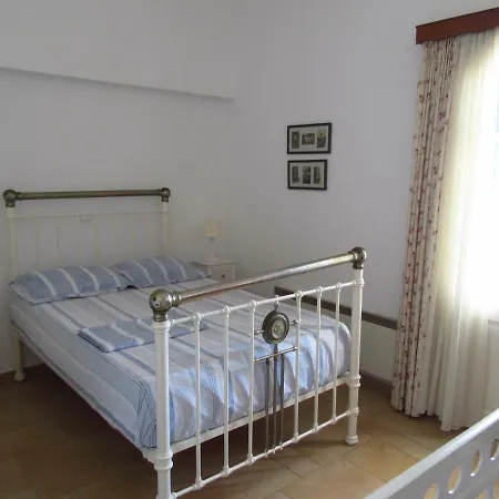 Luxury 100 M2 House In The Centre Of Naxos *