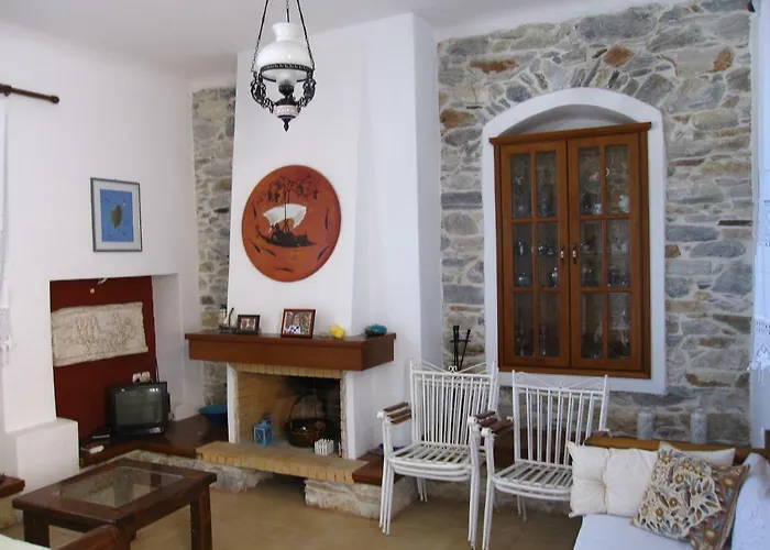 Luxury 100 M2 House In The Centre Of Naxos Сasa de vacaciones *